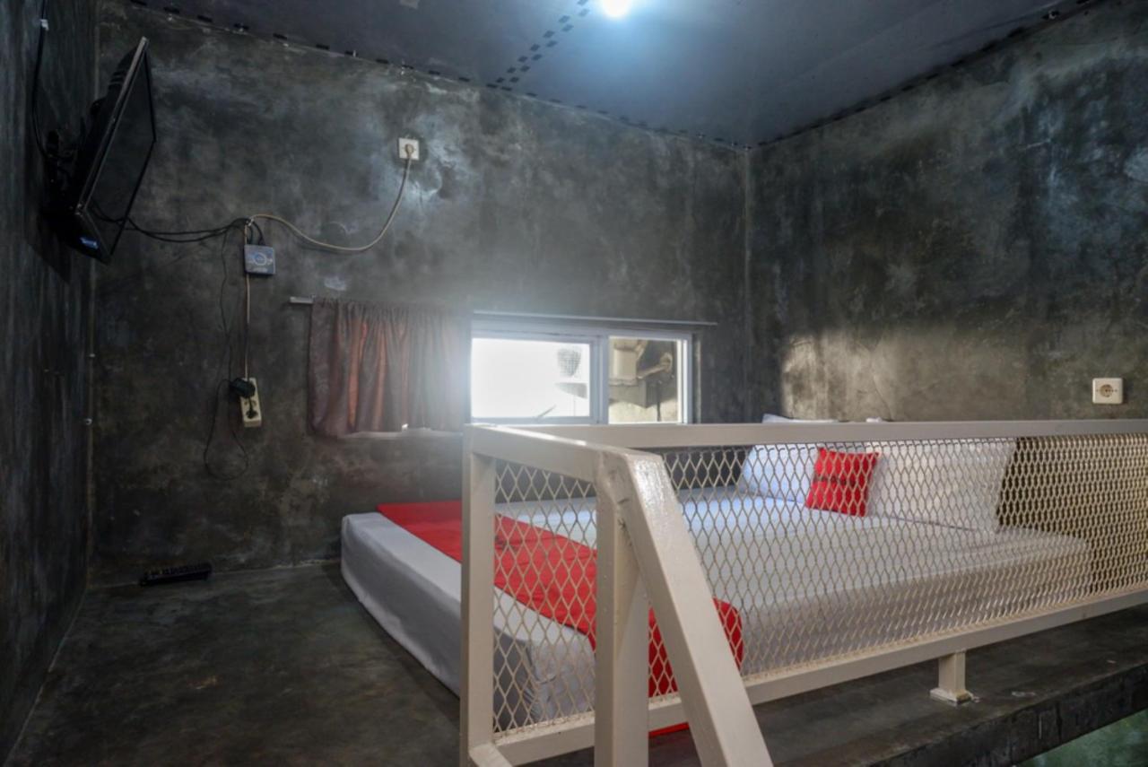 Reddoorz Near Jumbo Mall Sragen Extérieur photo