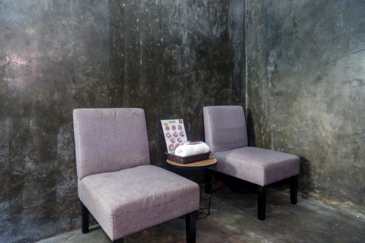 Reddoorz Near Jumbo Mall Sragen Extérieur photo